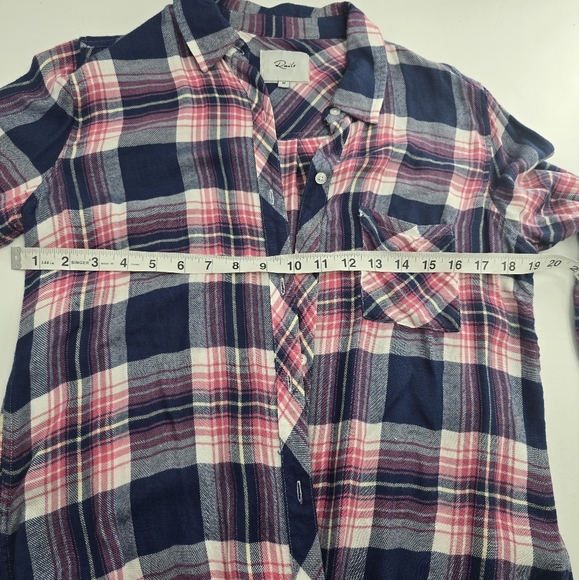 Rails Blue Pink Plaid Flannel long sleeve button down Shirt size medium - Picture 5 of 6